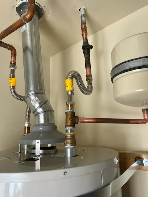 Water heater installation and plumbing repair in Mt. Tabor